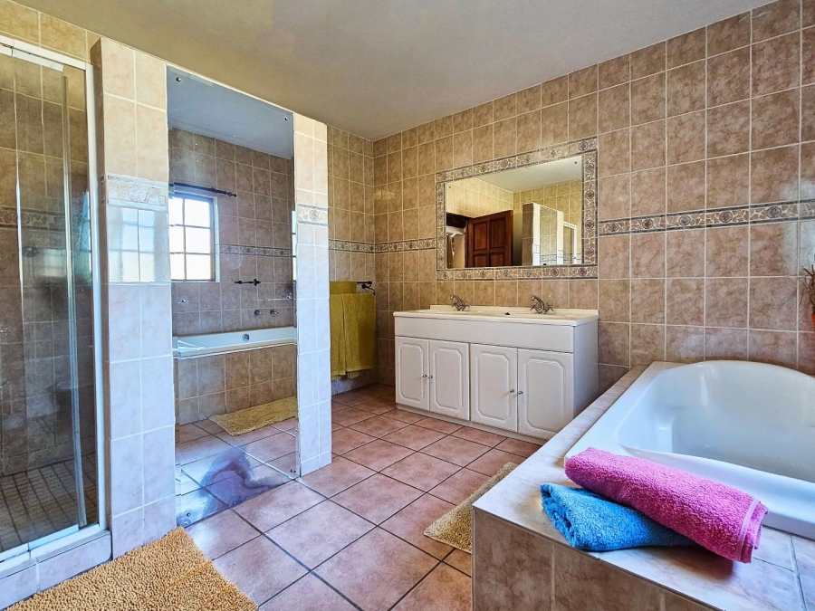 11 Bedroom Property for Sale in Oranjeville Free State